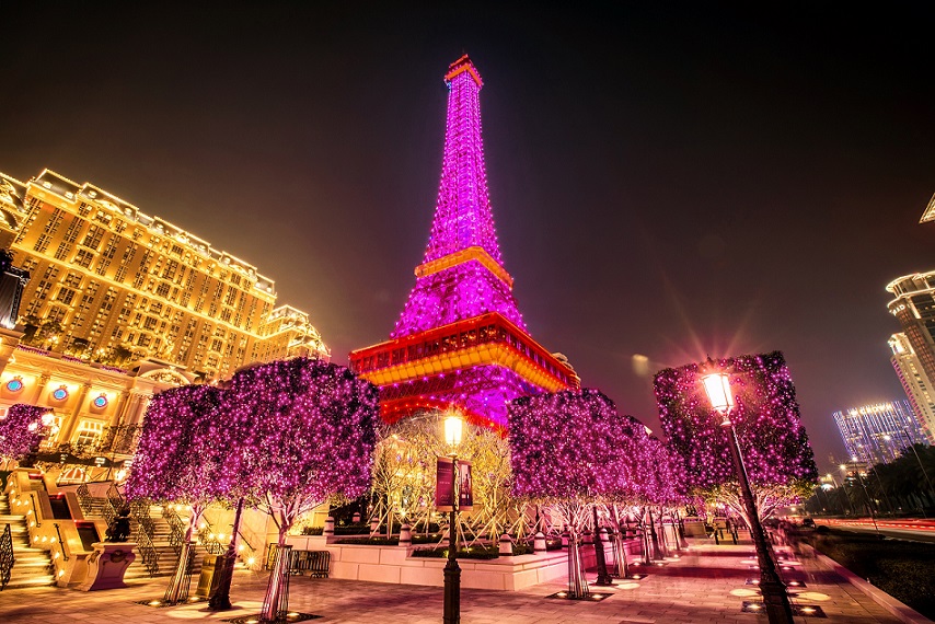 Parisian CNY Grand Illumination Show 